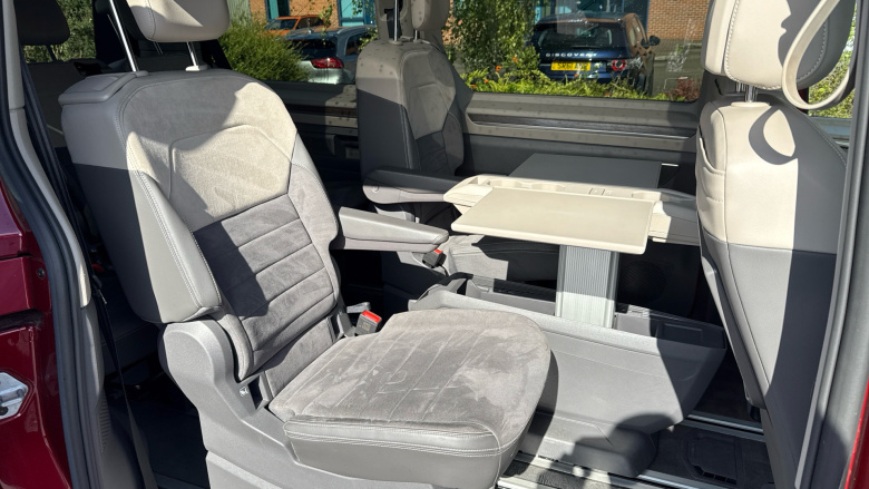 Volkswagen Multivan 2.0 TSI Style 5dr LWB DSG Petrol Estate